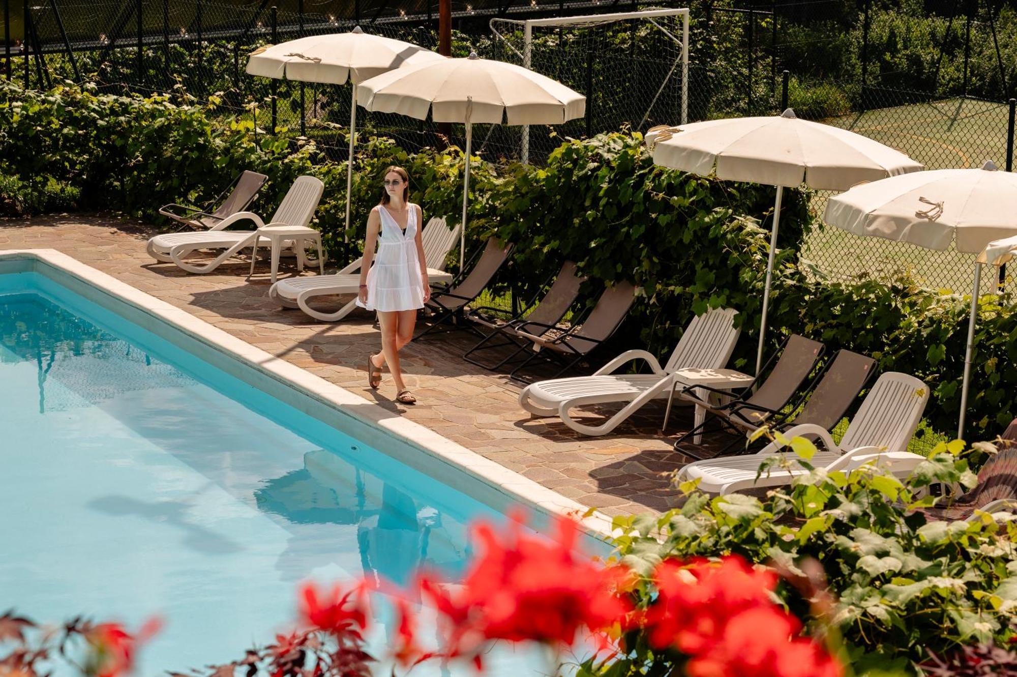 Hotel Scoiattolo Baselga di Pinè Extérieur photo