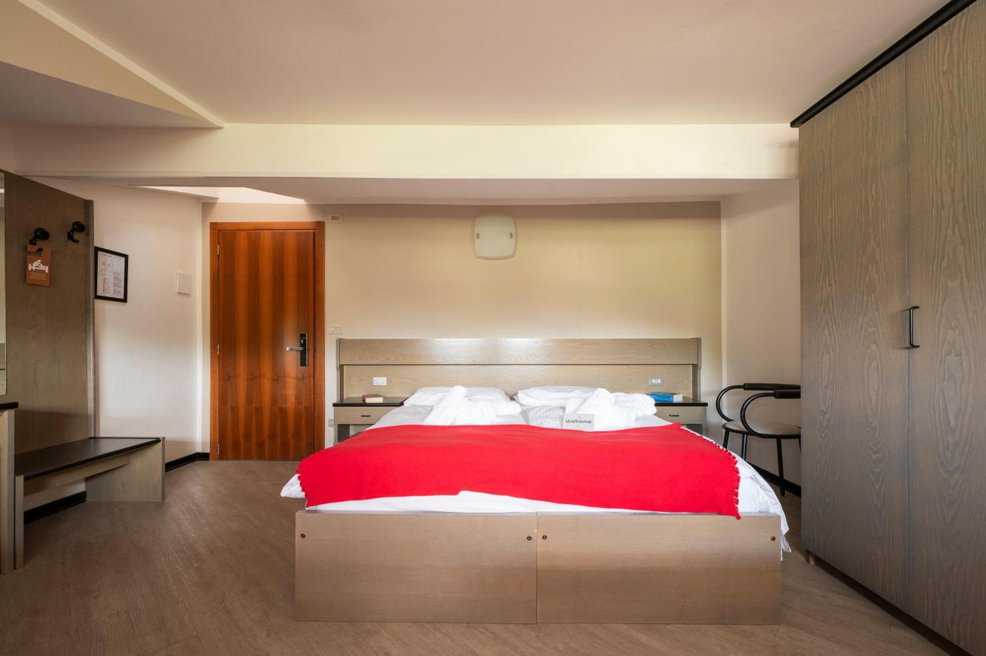 Hotel Scoiattolo Baselga di Pinè Extérieur photo
